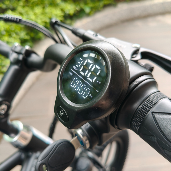 Ullmax E16 Electric Scooter – 48V 250W Motor |  60KM Range |  Hydraulic Brakes & LED LightsPowerful, Lightweight & Lon