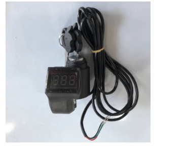 ZERO 10X Key Lock Voltmeter