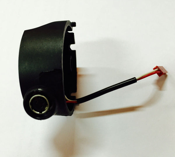 ZERO 1.0 charging port